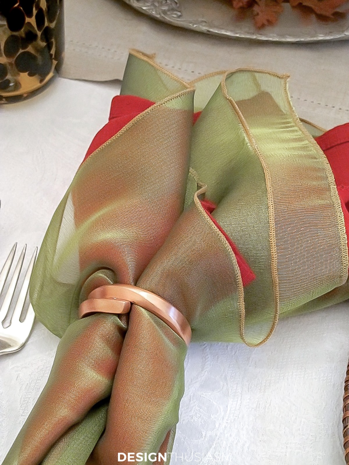 napkins for a fall table