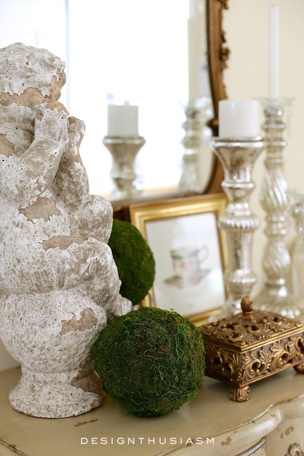 One Room Challenge Week 3 | The Foyer Vignette