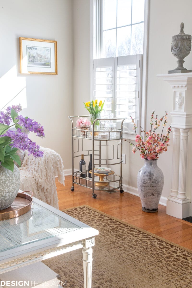 Spring Decorating: Mixing Vintage Decor with Modern Accent Furniture