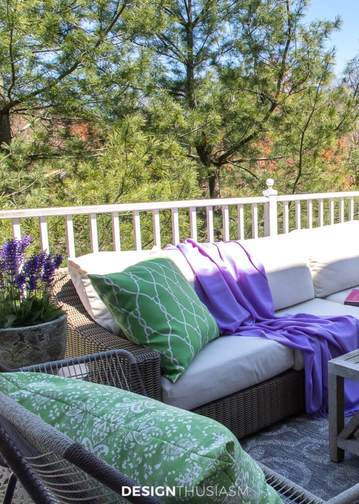 Outdoor Living: Cheerful Patio Ideas for Relaxing at Home
